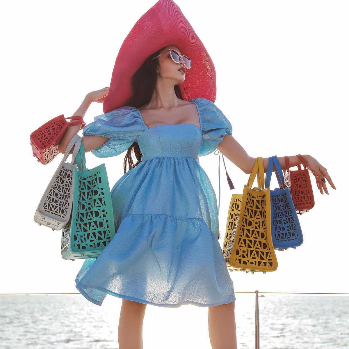 ADRIAN V21: CHIẾC TÚI IT BAG ĐẦU TAY CỦA THƯƠNG HIỆU VALENCIANI TỪ ADRIAN ANH TUẤN